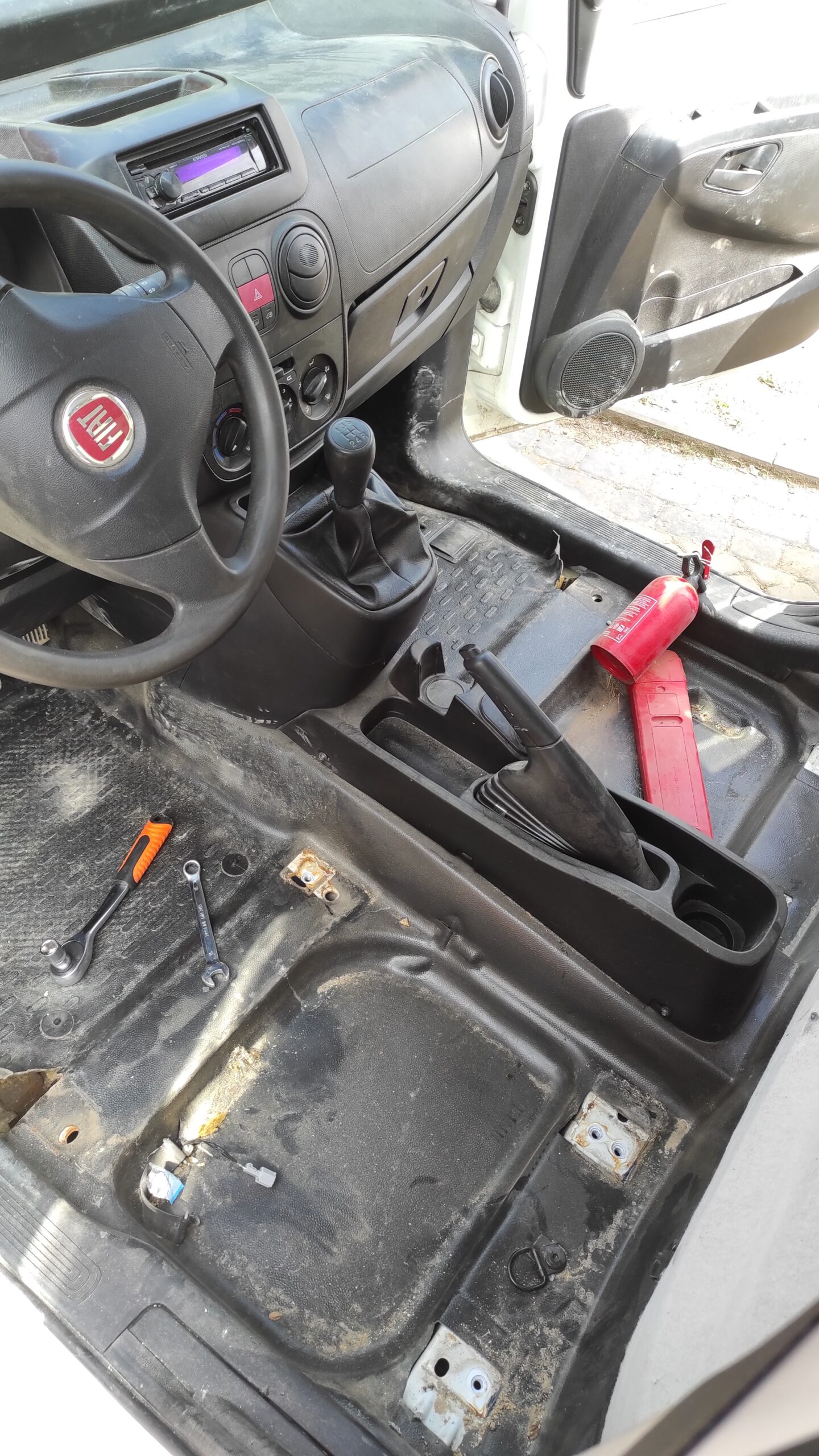 Czyszczenia oraz pranie tapicerki w samochodzie Fiat Fiorino