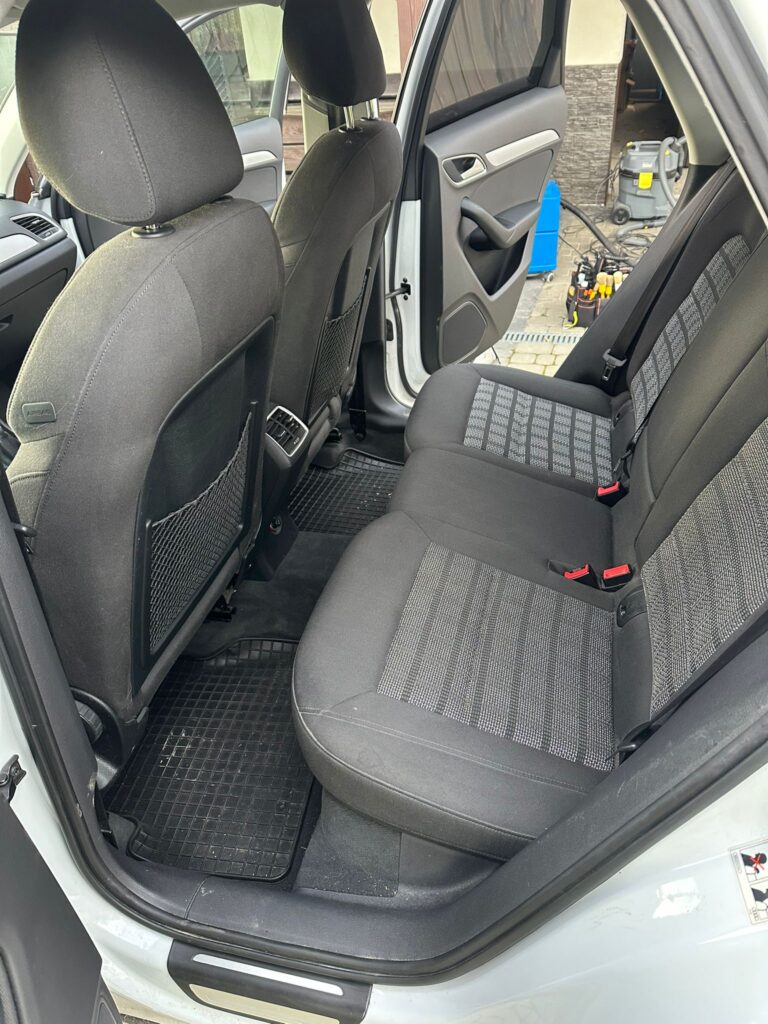 Audi Q1 przed praniem