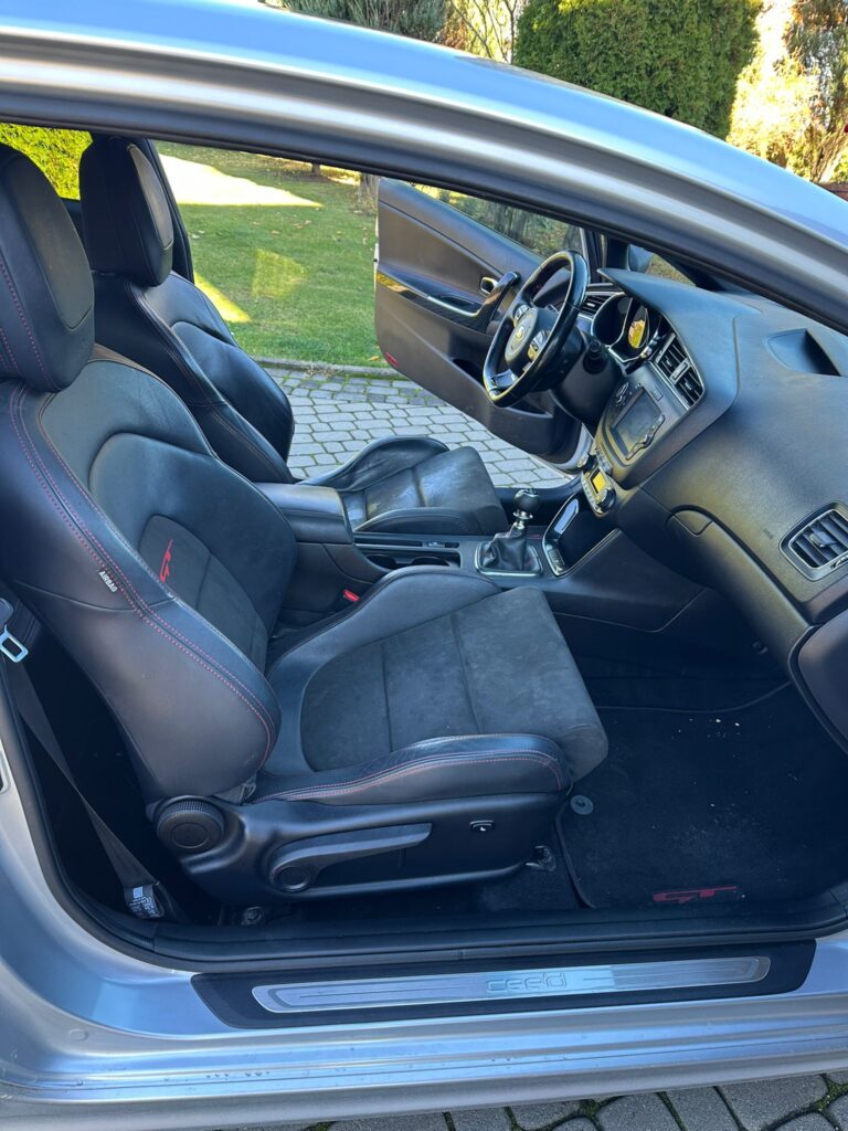 Kia ProCeed GT – kompleksowe czyszczenie samochodu - Fresh Fabric